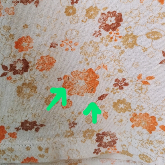 Floral 3/4 Sleeve Top - Picture 5 of 9